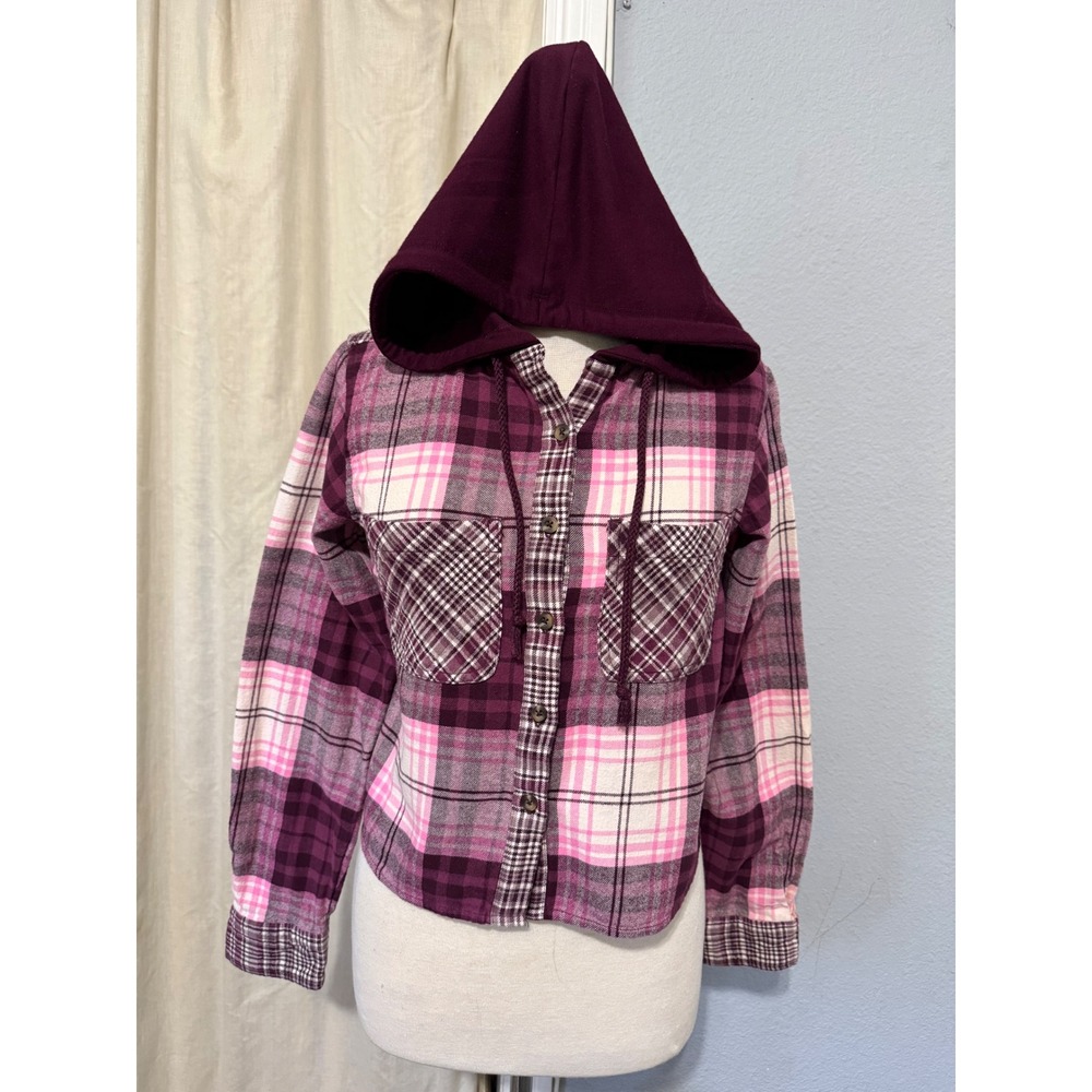 SO Womens XS Purple Pink Plaid‎ Hooded Flannel Shirt Cropped Button Down Grunge